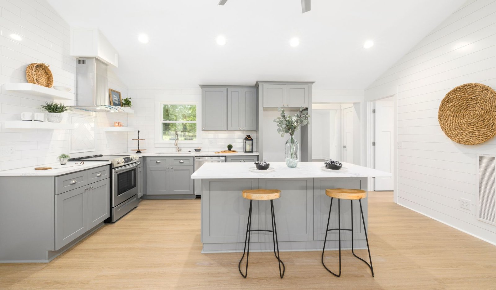 xr:d:DAF-6J3wGnM:15,j:140032610391932798,t:24030810